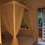 Swank At 11 1Bhk Apartment With Balcony, Khar West