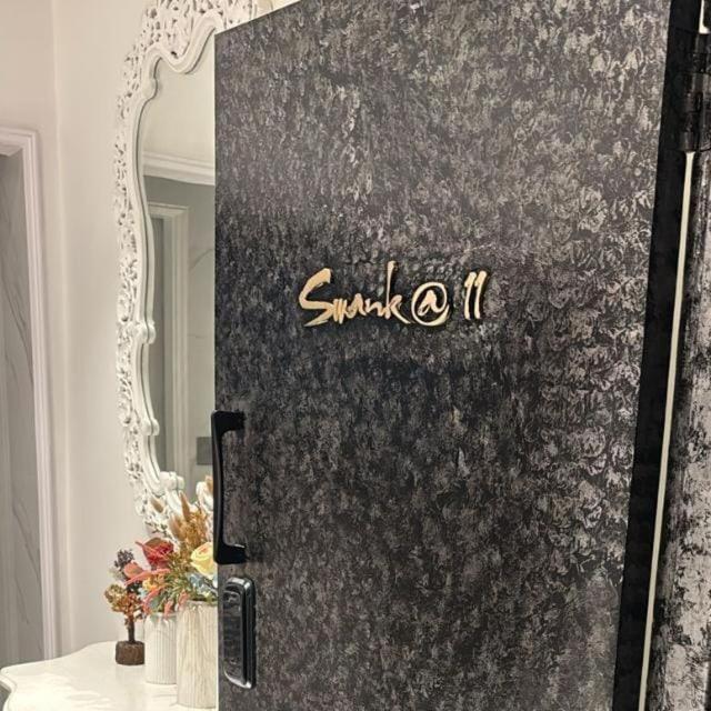 Apartament Swank At 11 1bhk With Balcony, Khar West Bombaj