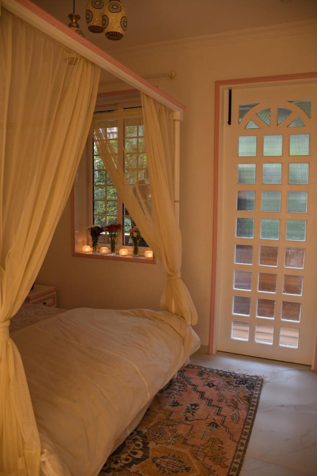 Swank At 11 1bhk With Balcony, Khar West Bombaj