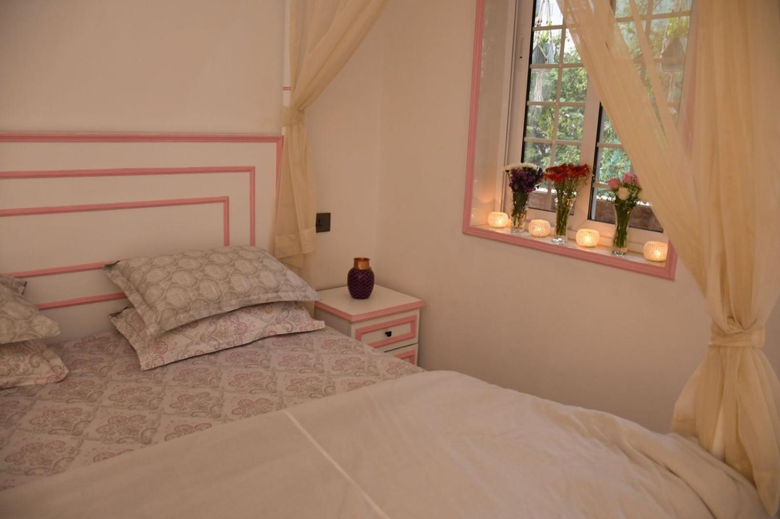 Swank At 11 1bhk With Balcony, Khar West *
